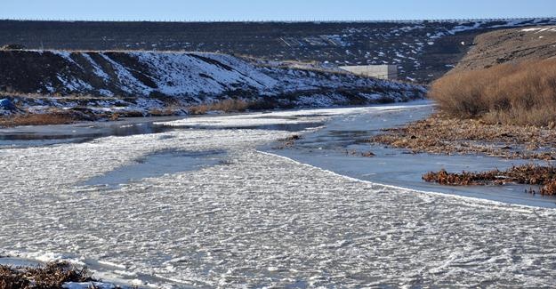 Kars Çayı aşırı soğuktan bir günde doğdu