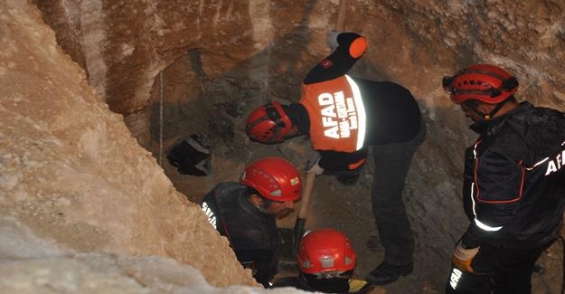 Sondaj kuyusuna düşen kızın cesedi 31 saat sonra çıkarılabildi