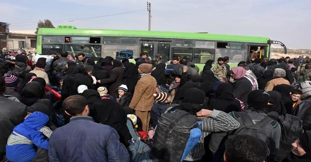 Halep’ten kaçış sürüyor