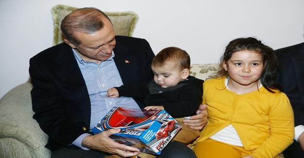 Cumhurbaşkanı Erdoğan’dan 15 Temmuz şehitlerinin ailelerine ziyaret