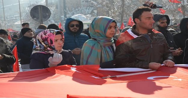 Yüksekova’da teröre lanet yürüyüşü