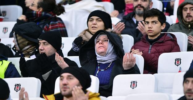 Futbol Ailesi Şehitler İçin Bir Araya Geldi