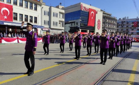 Cumhuriyet Bayramı Bursa'da Coşkuyla Kutlandı