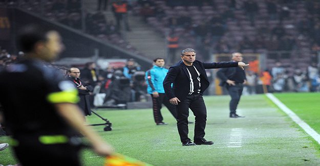 Hamzaoğlu, Bursaspor'daki 9. mağlubiyetini aldı