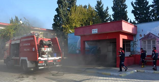 Adana'da Anaokulundaki yangın korkuttu