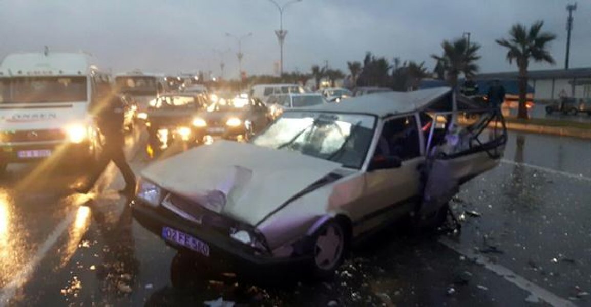 Alkollü sürücü dehşet saçtı: 3’ü çocuk 7 yaralı