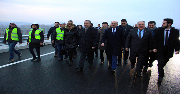 Bakan Müezzinoğlu Karaağaç Köprüsü'nü inceledi