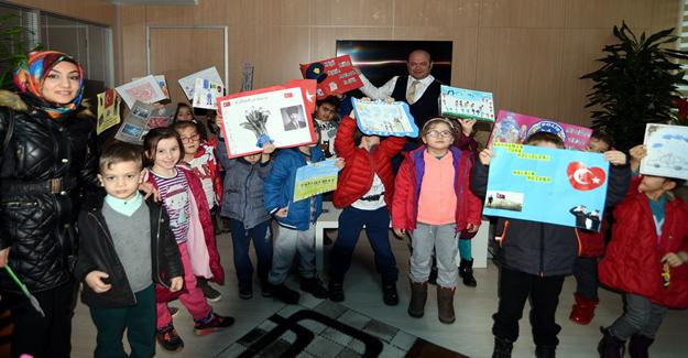 Bursa'lı Minik yüreklerden polise destek