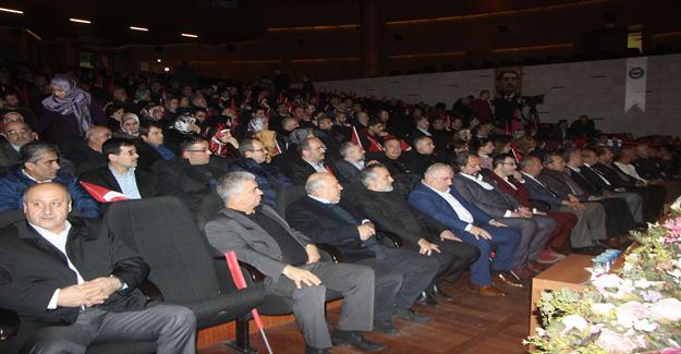 Bursa’da “Dünya Yeniden Şekillenirken 15 Temmuz” programı düzenlendi