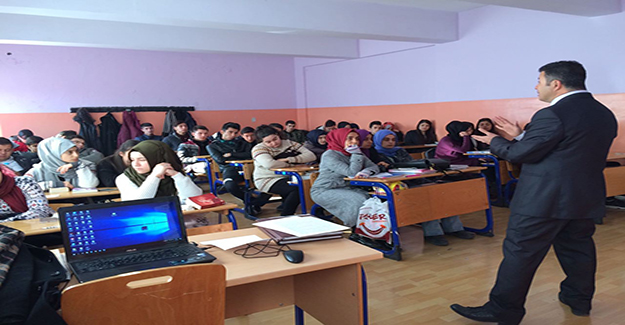 İzmir Buca’da Hoca Ahmet Yesevi konferansı yapıldı