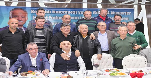 İzmir'de futbol dünyasını buluşturan gece