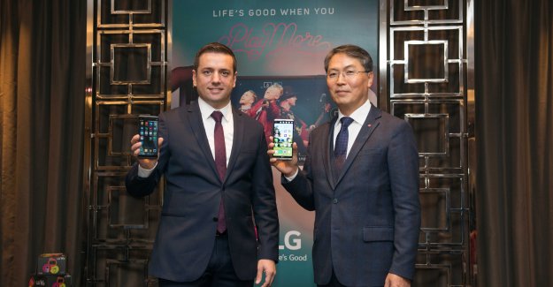 LG'den, multimedya özellikli akıllı telefon