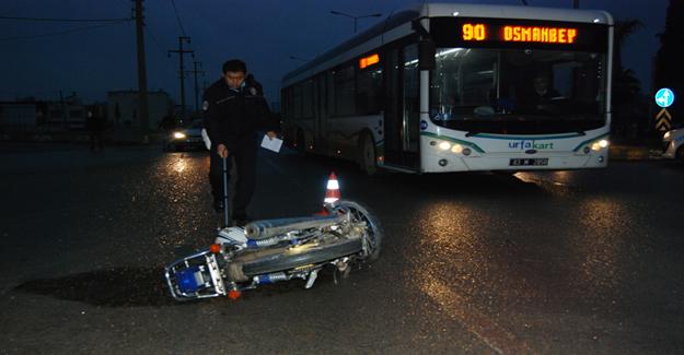 Şanlıurfa’da motosiklet otomobile çarptı: 1 ölü, 3 yaralı