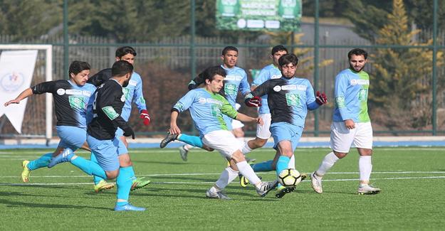 Suriyeli gençlerin entegrasyonu için futbol turnuvası