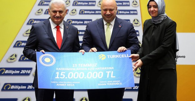 Turkcell, '15 Temmuz Dayanışma Kampanyası'na destek oldu