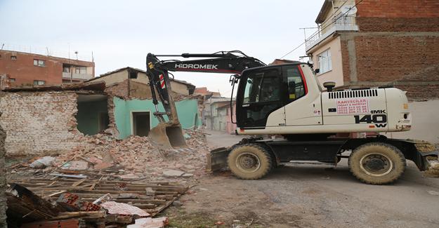 Büyükşehir Namık Kemal`e değer katıyor