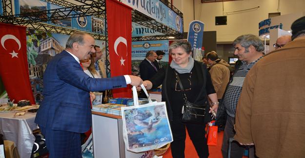 EMITT Turizm Fuarı'nda Barış Rüzgarları Esti