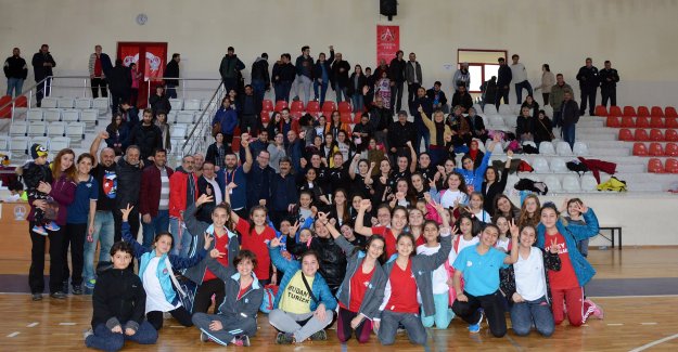 Mudanya Dinçspor'un Sultanları Dolu Dizgin