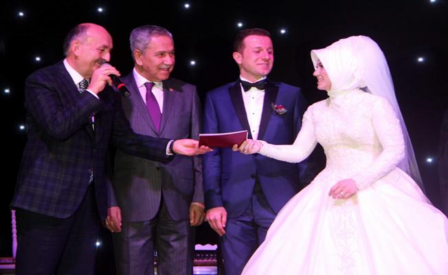 Bakan Müezzinoğlu nikah şahidi oldu