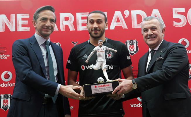 Cenk Tosun'a plaket