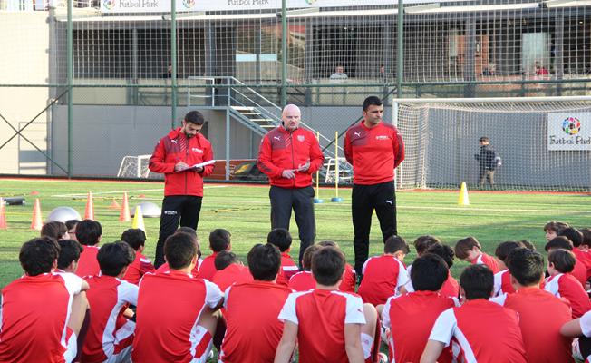 Jürgen Kost: “Sergen Yalçın’la iyi ilişkiler içindeyiz”