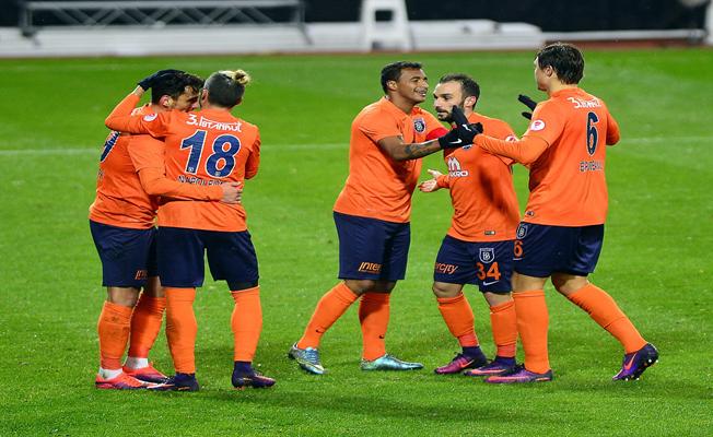 Medipol Başakşehir’in konuğu Aytemiz Alanyaspor