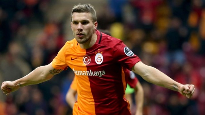 Podolski, Vissel Kobe sorularını yanıtsız bıraktı