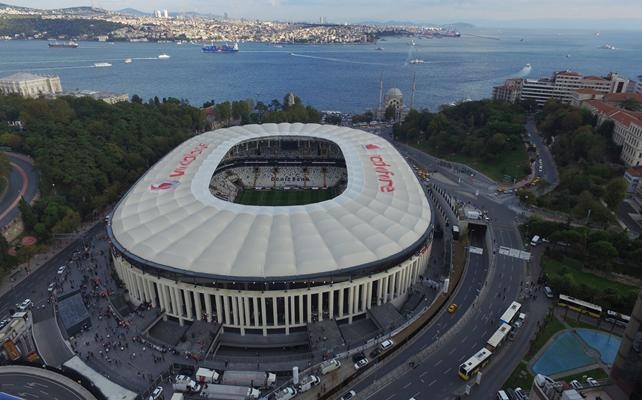 Vodafone Arena yılın stadı seçildi