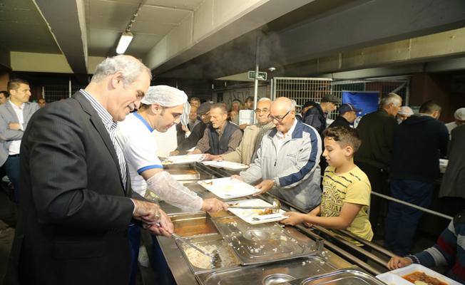 Bursa'da ilk iftar