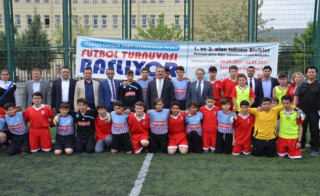 Gemlik Ortaokullar Arası Futbol Turnuvası Başladı