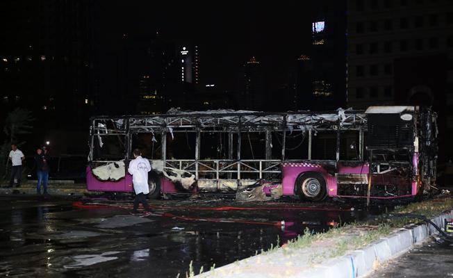 İstanbul'da İETT otobüsünde yangın