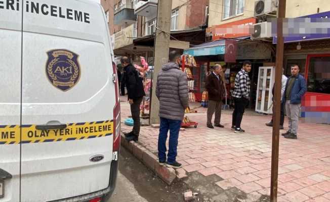 Kuzeni tarafından bıçaklanan şahıs hayatını kaybetti