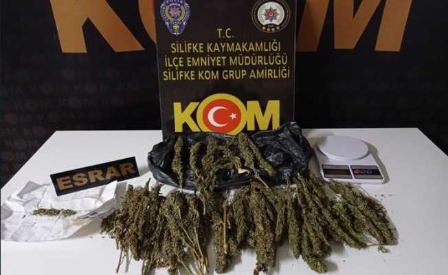 Mersin'de 506 gram esrar ele geçirildi