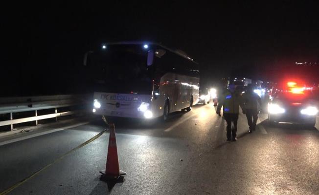 TEM Otoyolunda trafik kazası: 1 ölü, 4 yaralı