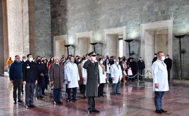 100. Yıl Sağlık Grubu’ndan Anıtkabir’e ziyaret