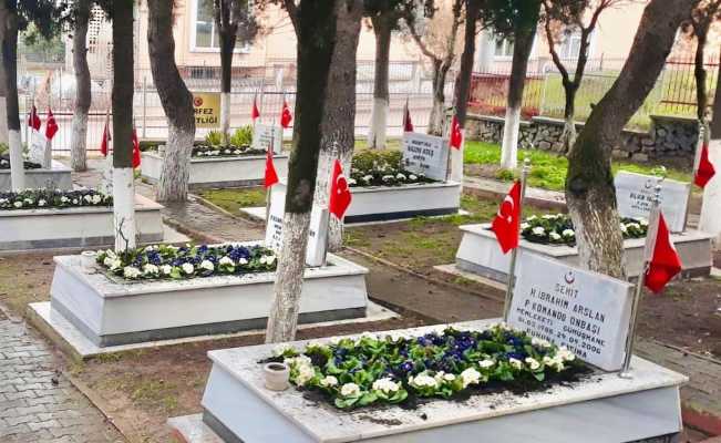 18 Mart öncesi Körfez Şehitliğinde yeni düzenleme