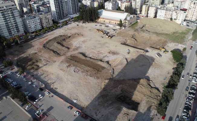 Adana’da Millet Bahçesi’nin yapımına başlandı