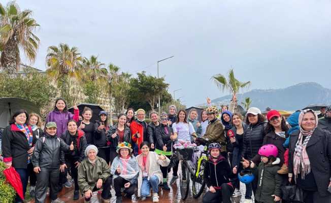 Alanya’da pedallar Dünya Kadınlar Günü için döndü