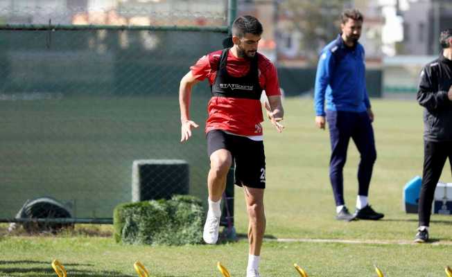 Alanyaspor, Çaykur Rizespor maçına çift idmanla hazırlanıyor