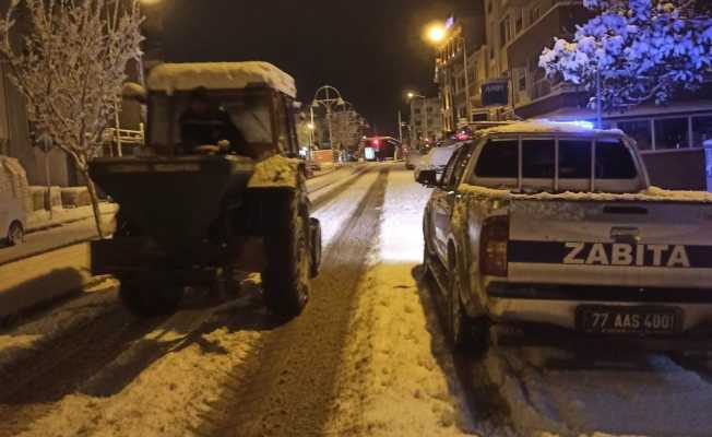 Altınova’da yollar açık, ekipler teyakkuzda