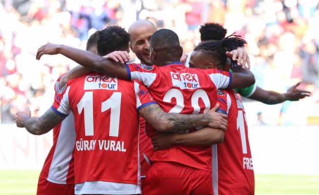 Antalyaspor 8 maçtır yenilmiyor