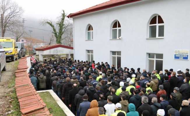 Aracında ölü bulunan mahalle bekçisi son yolculuğuna uğurlandı