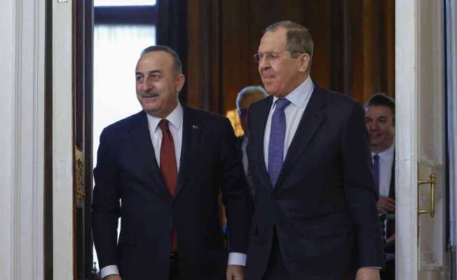 Bakan Çavuşoğlu, Moskova’da Rus mevkidaşı Lavrov ile görüştü