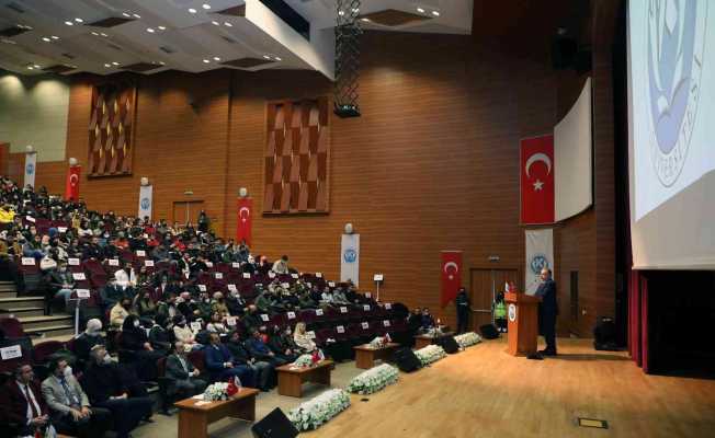 Başkan Yalçın KAYÜ Kariyer Günleri’nde