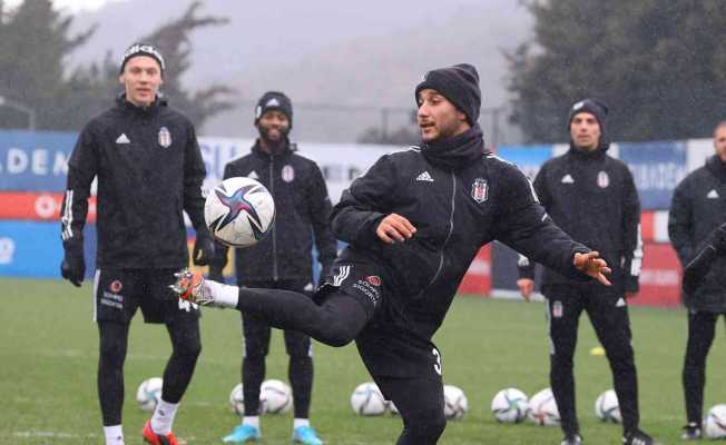 Beşiktaş’ta Galatasaray derbisi hazırlıkları sürüyor