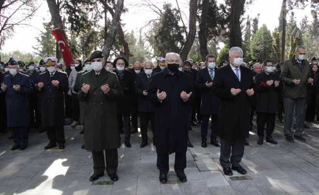 Çanakkale şehitleri İzmir’de anıldı