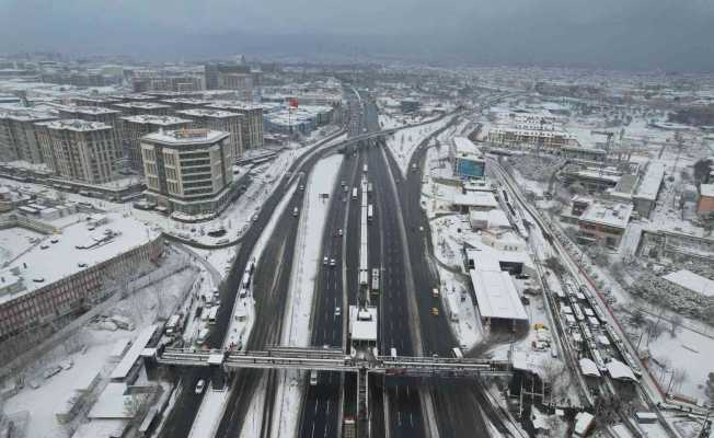 Cevizlibağ’da trafik havadan görüntülendi