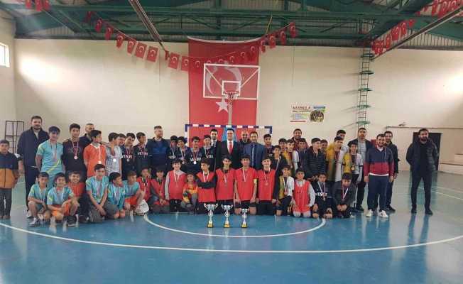 Çınar’da futsal heyecanı tamamlandı