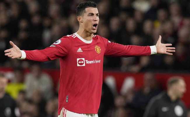 Cristiano Ronaldo futbol tarihinin en golcü futbolcusu oldu