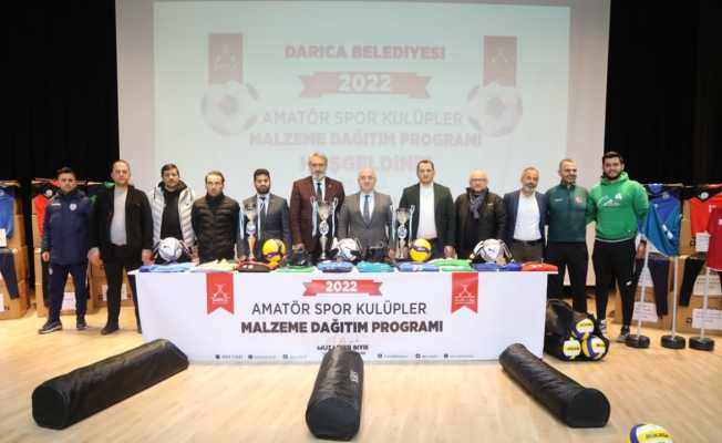 Darıca Belediyesi’nden amatör spor kulüplerine malzeme desteği